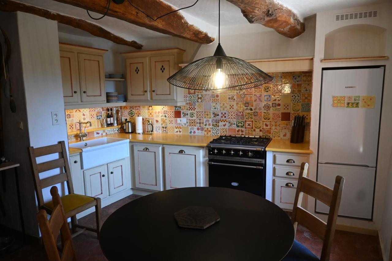 Maison Porte Heureuse Русийон Экстерьер фото